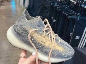 Yeezy380 水蜜桃，舒适与时尚的完美结合